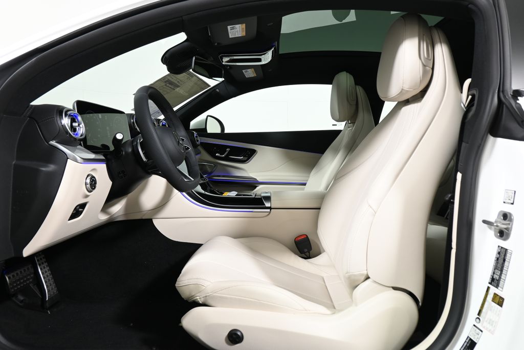 Thumbnail: 2026 Mercedes-Benz CLE - 3