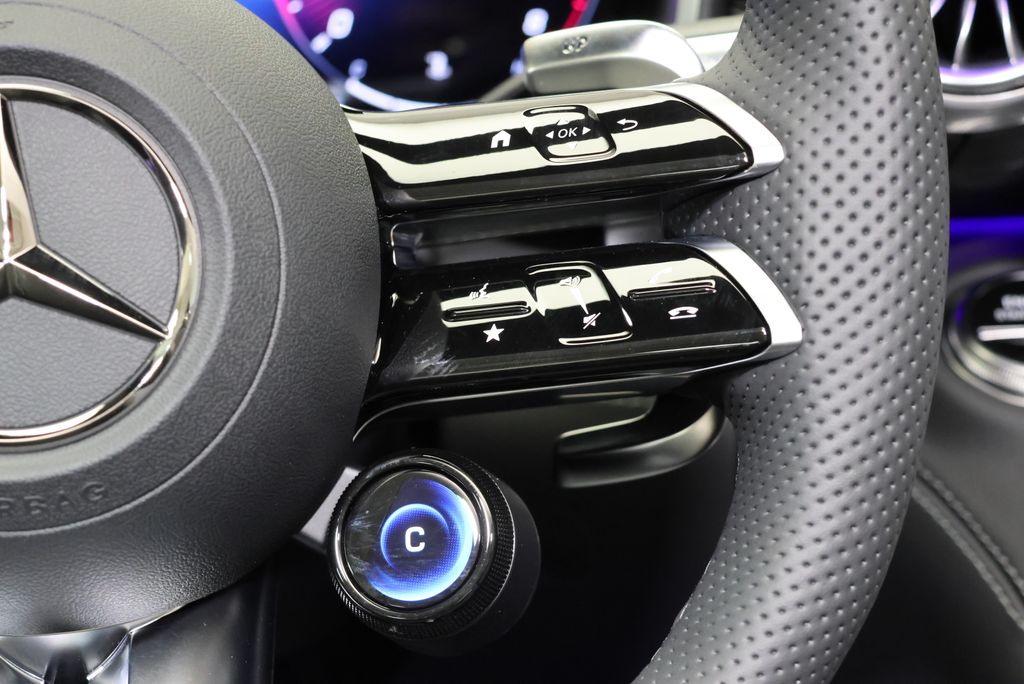 Thumbnail: 2026 Mercedes-Benz SL-Class - 30