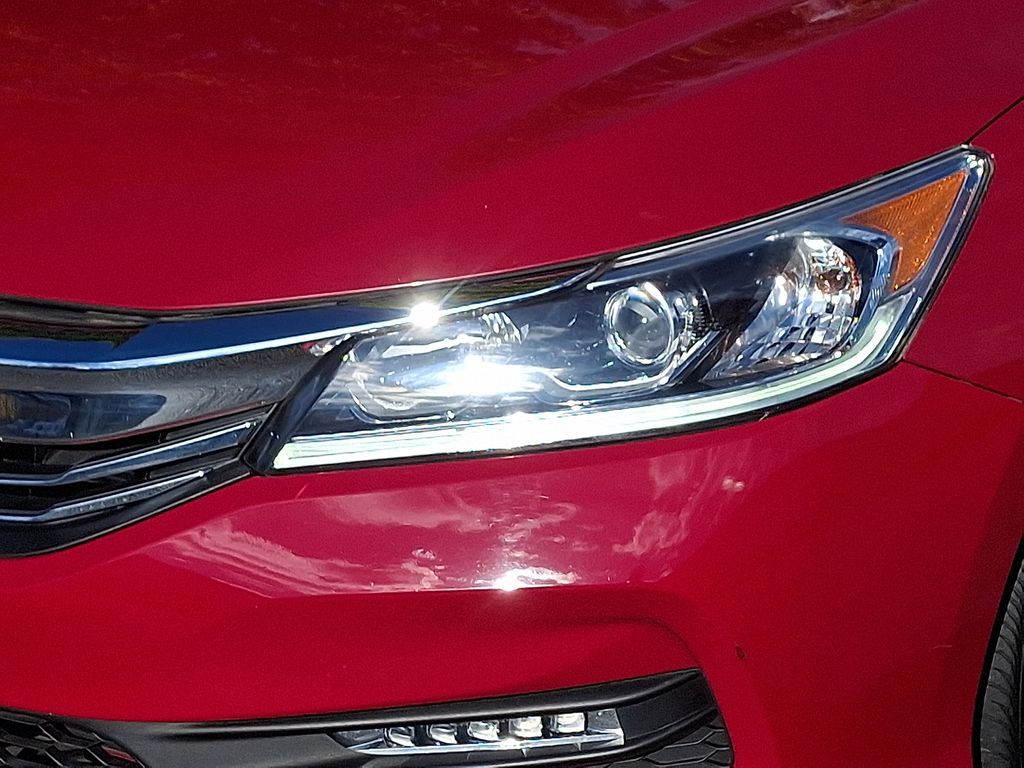 Thumbnail: 2017 Honda Accord - 9