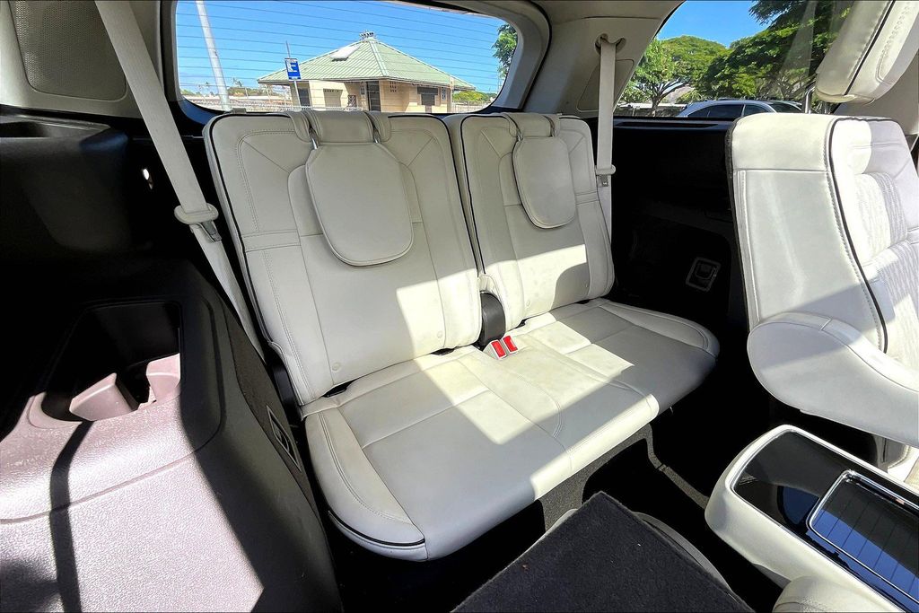 Used 2022 Gray Lincoln Black Label image 30