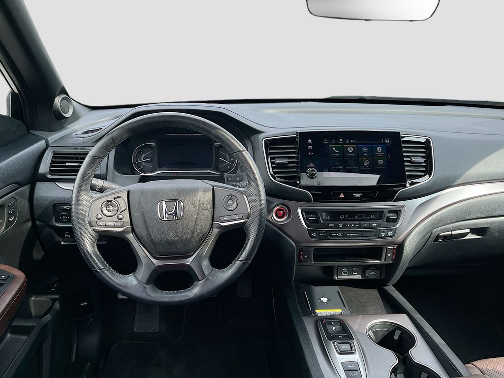 Used 2024 White Honda EX-L image 22