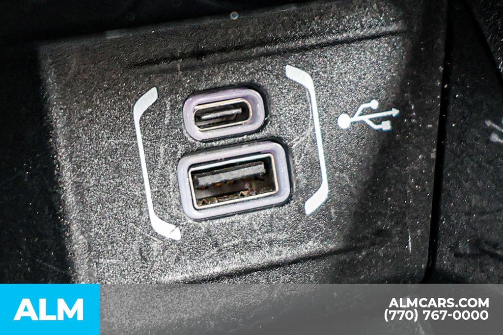 Used 2025 Silver Jeep Limited/MT Certified image 40
