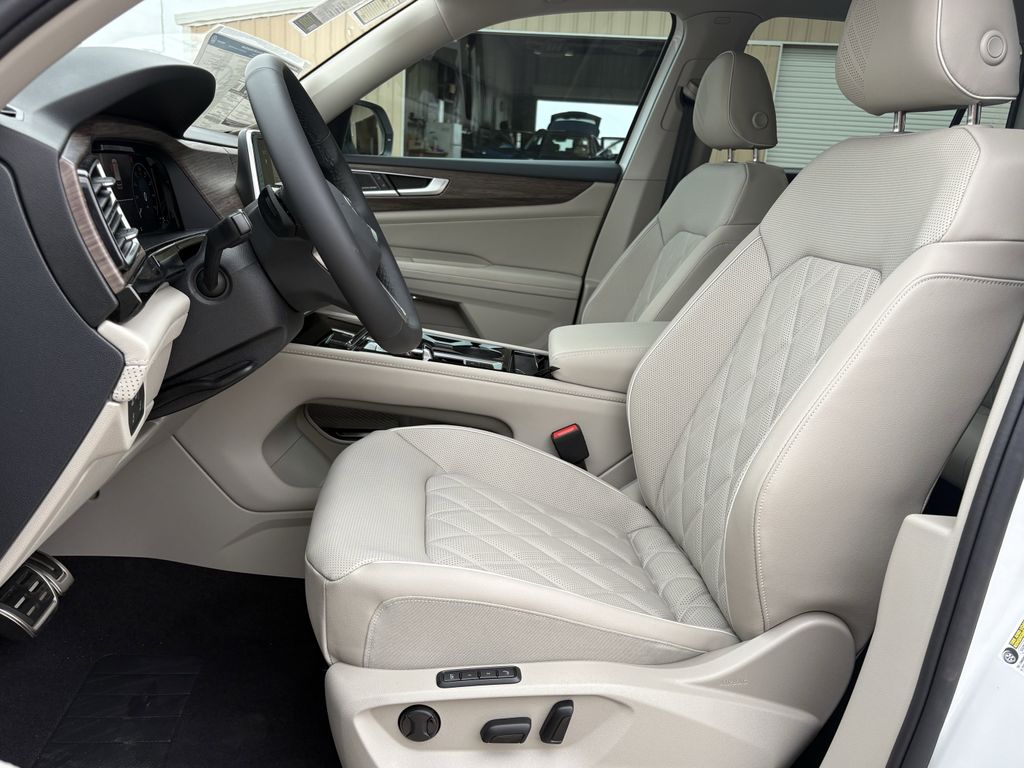 New 2026 White Volkswagen 2.0T SEL Premium R-Line image 12