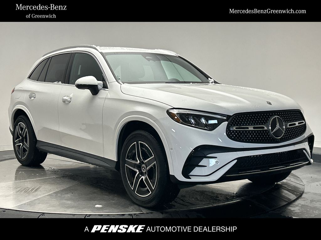 2025 Mercedes-Benz GLC 350 Hero Image