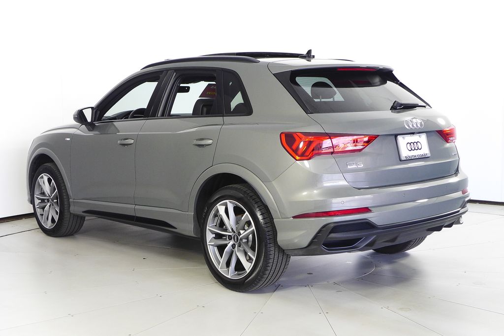 Thumbnail: 2025 Audi Q3 - 9