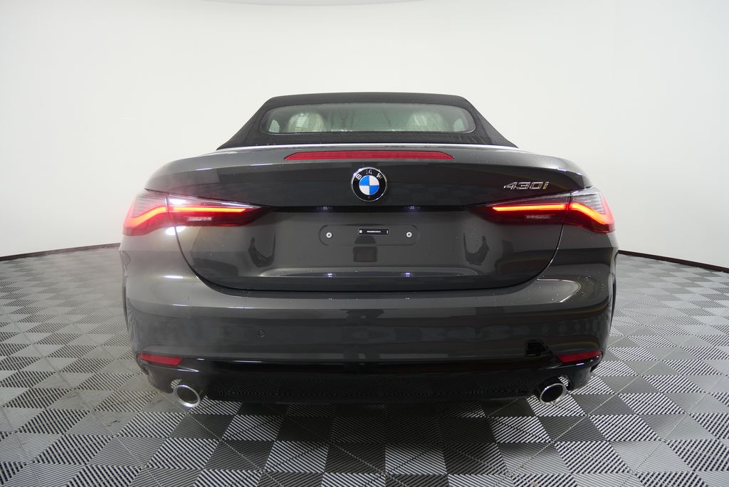 Thumbnail: 2026 BMW 4 Series - 5