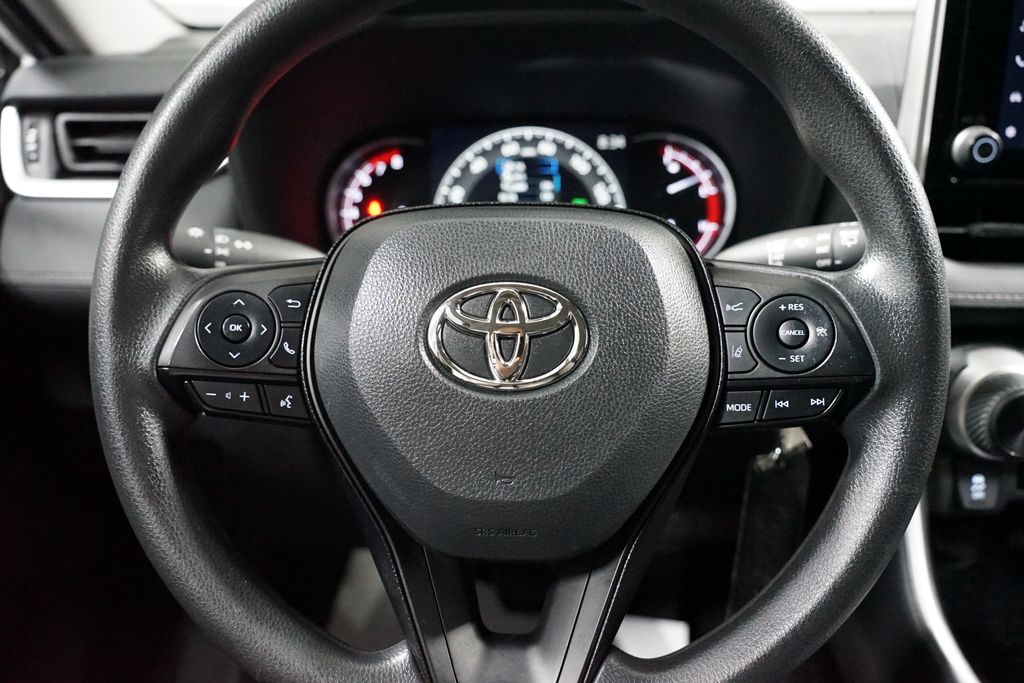 Thumbnail: 2024 Toyota RAV4 - 12