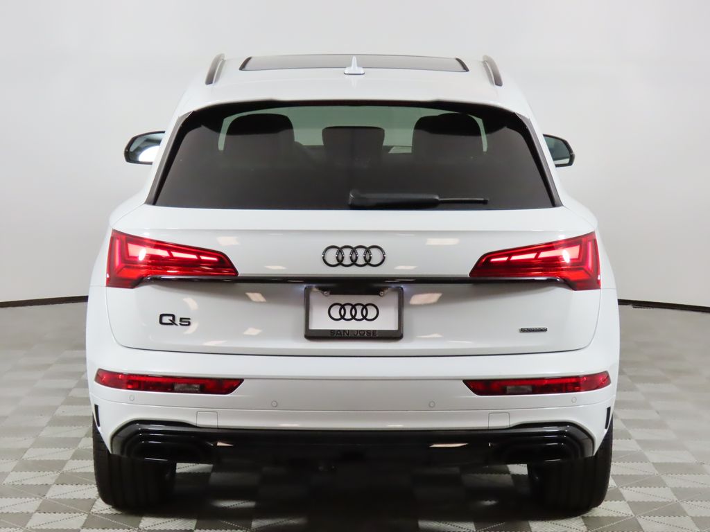 2024 Audi Q5 e  4