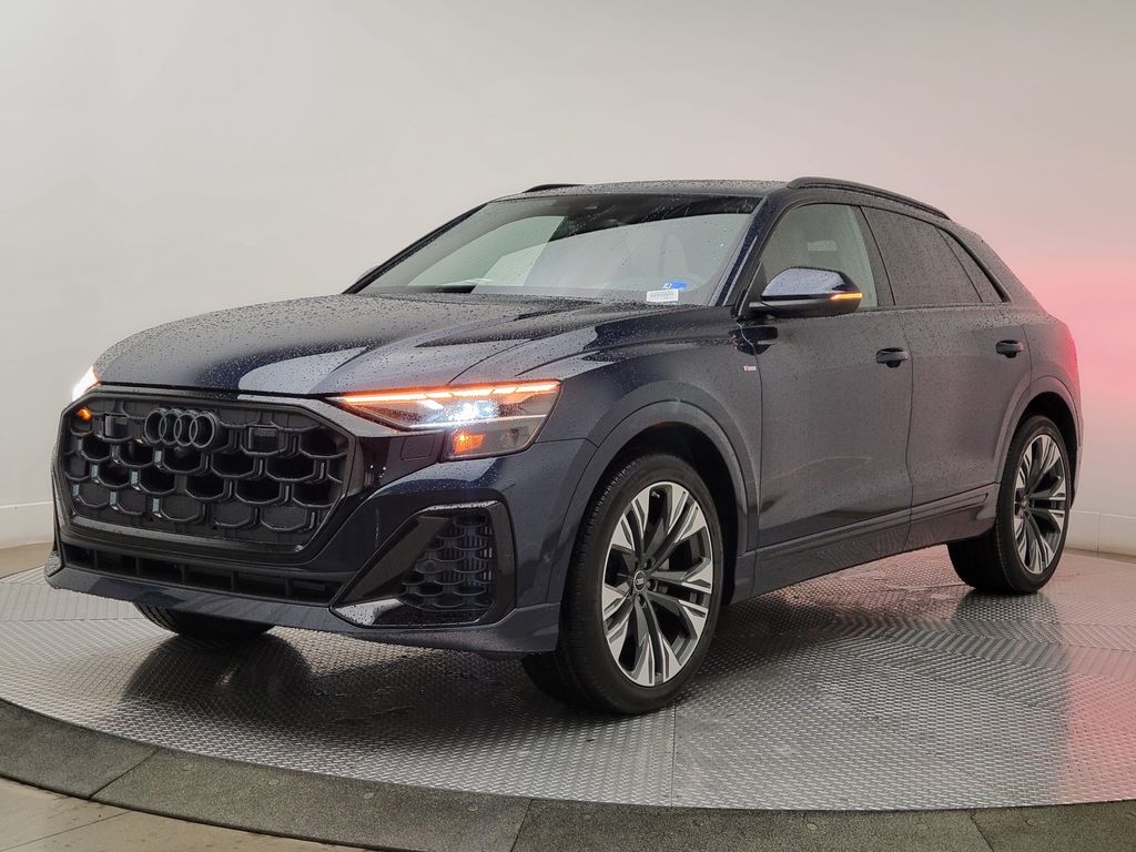 Thumbnail: 2026 Audi Q8 - 2