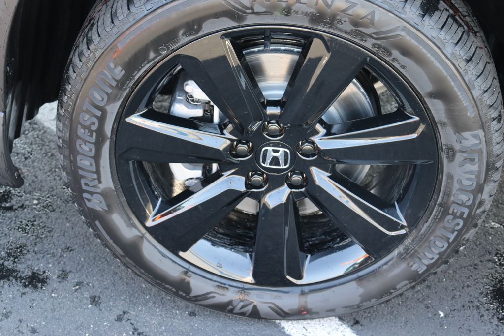 Thumbnail: 2025 Honda Pilot - 10