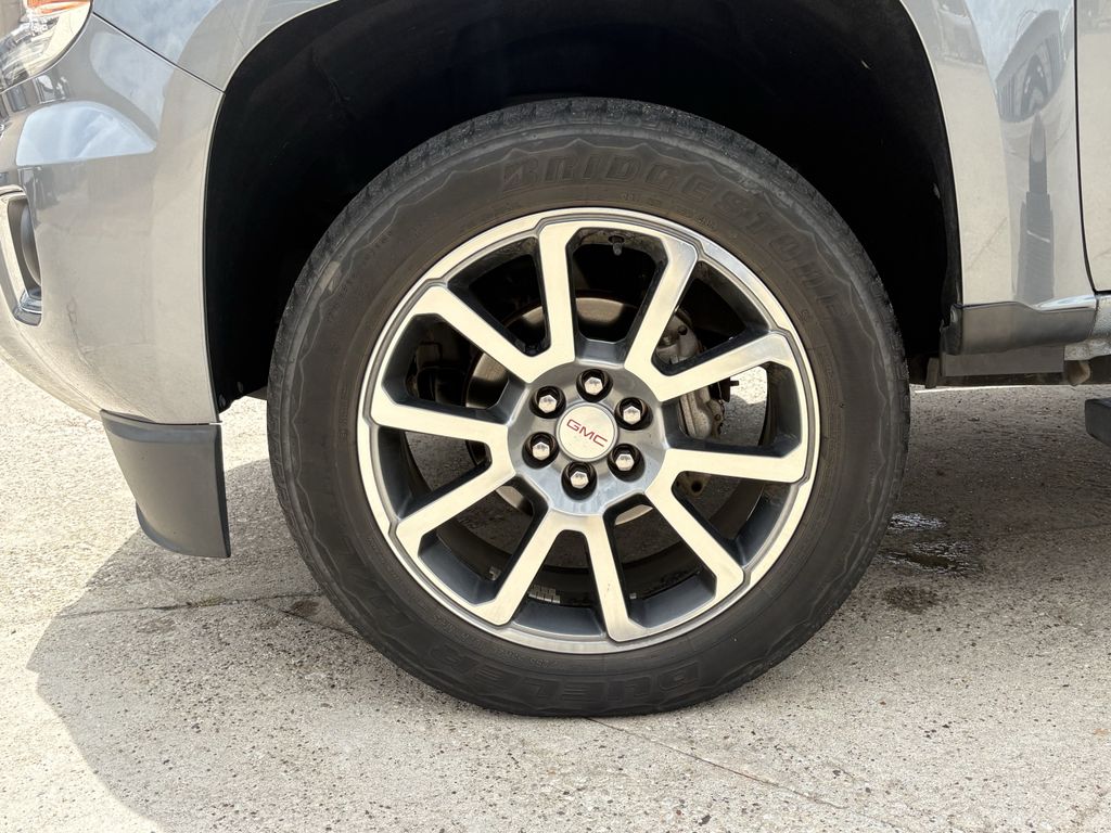 2019 GMC Canyon Denali Gray at Baytown Hyundai