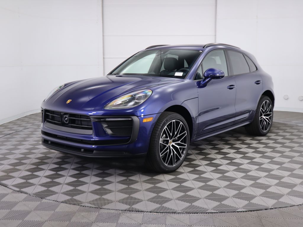 2024 Porsche Macan  -
                Phoenix, AZ