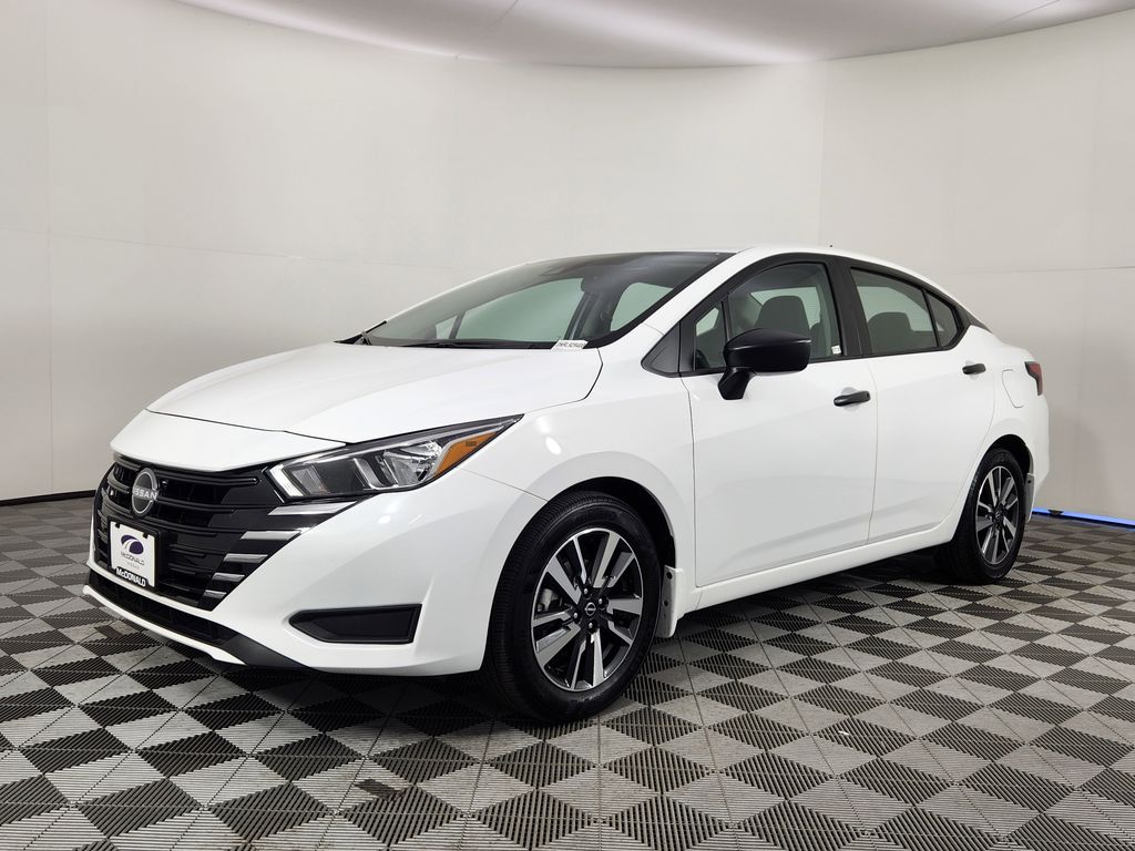 2024 Nissan Versa S FWD
