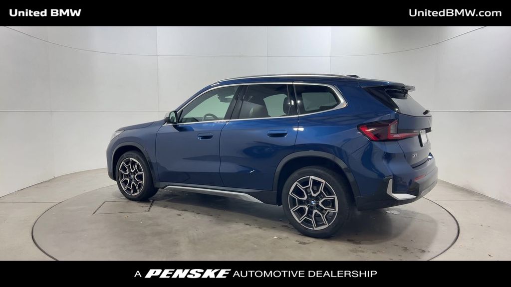 Thumbnail: 2024 BMW X1 - 6