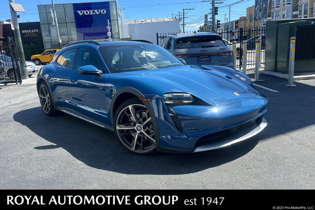 Neptune Blue 2022 Porsche Taycan 4 Cross Turismo Wagon AWD Wagon All-Wheel Drive 2-Speed Automatic