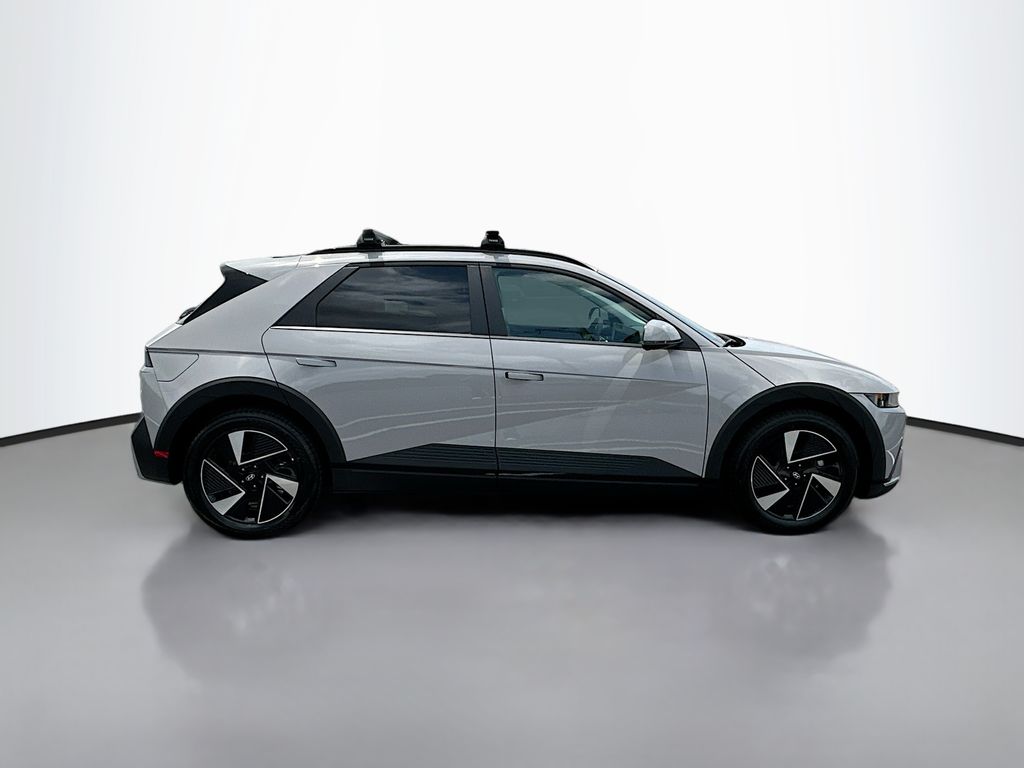 2025 Hyundai Ioniq 5 SEL 4