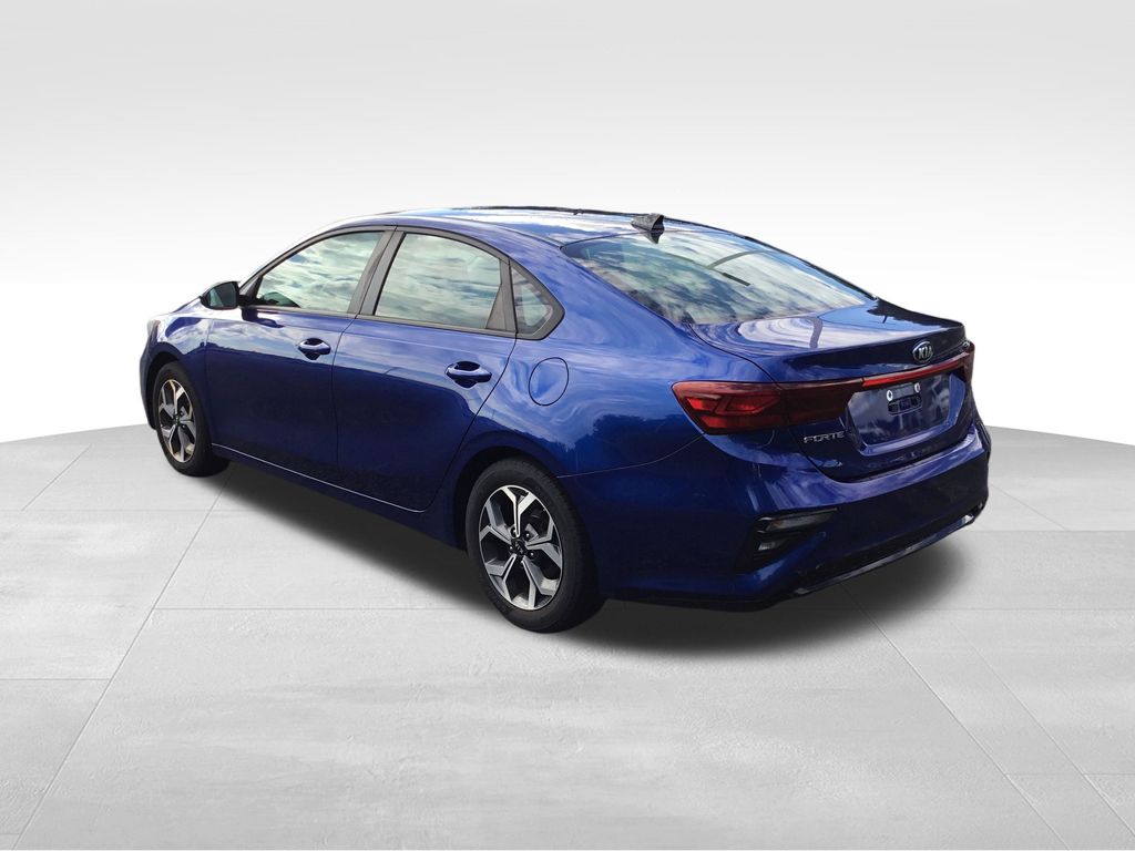 Thumbnail: 2020 Kia Forte - 3
