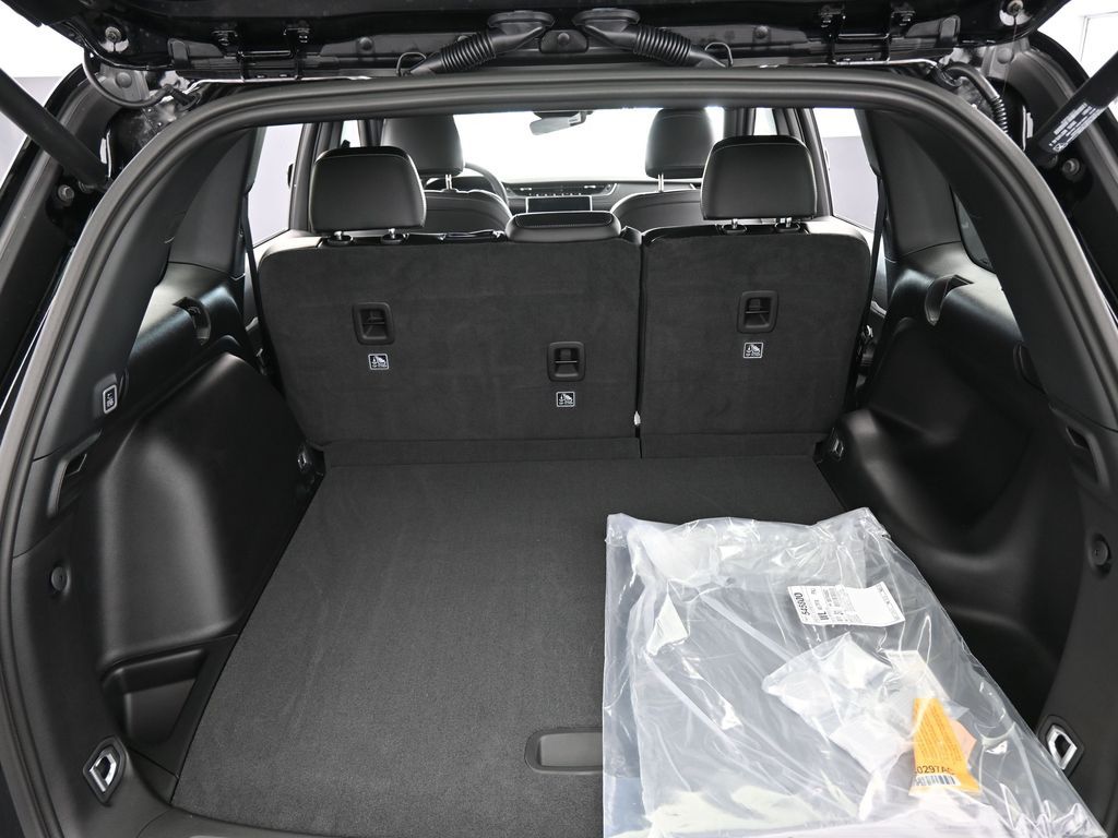 New 2025 Diamond Black Crystal Pearlcoat Jeep Limited image 32