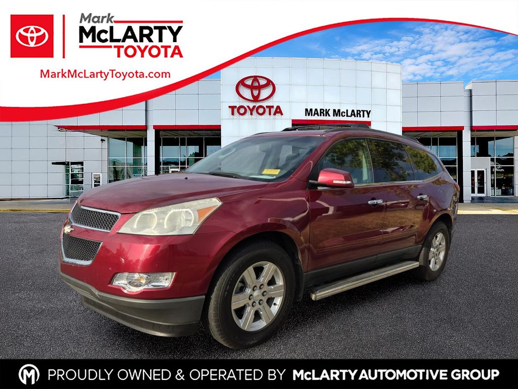 Red Jewel Tintcoat 2011 Chevrolet Traverse SUV / Crossover Front-Wheel Drive 6-Speed Automatic Overdrive