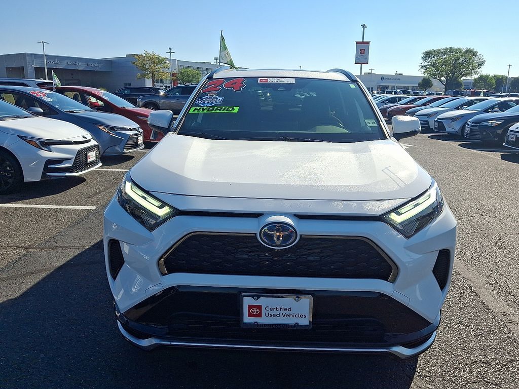 Thumbnail: 2024 Toyota RAV4 - 2