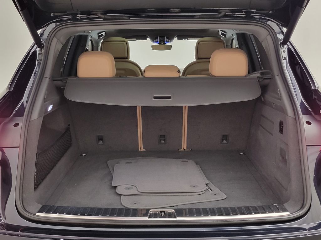 Thumbnail: 2023 Porsche Cayenne - 8