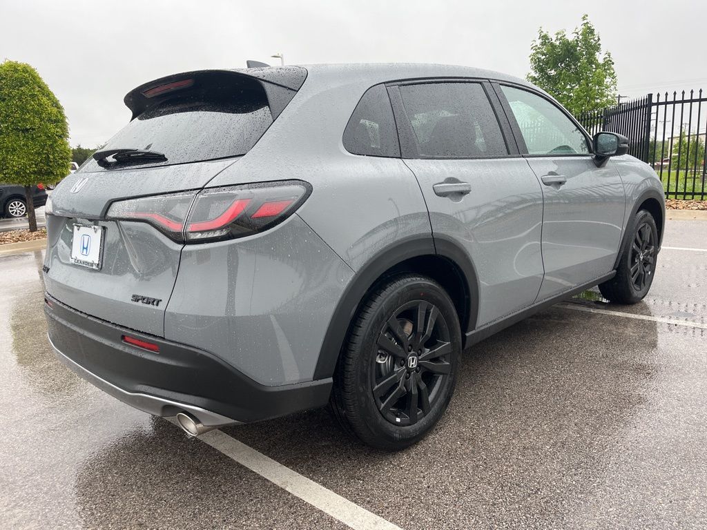 Thumbnail: 2026 Honda HR-V - 3