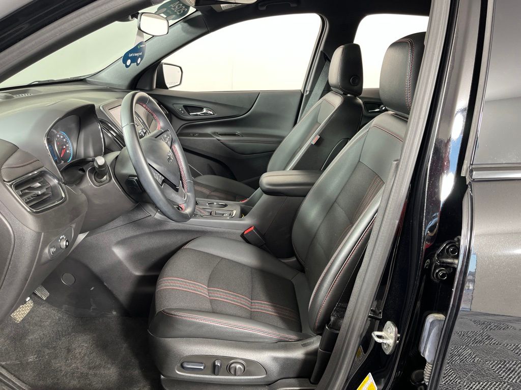 Thumbnail: 2024 Chevrolet Equinox - 23
