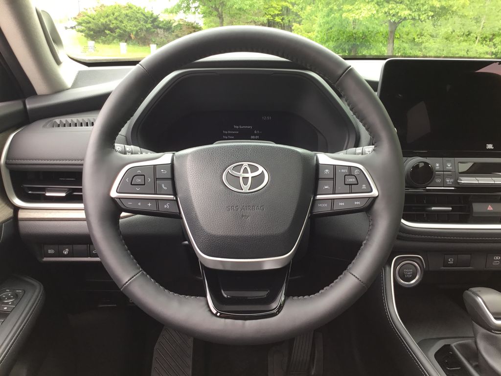 2024 Toyota Grand Highlander Platinum 19
