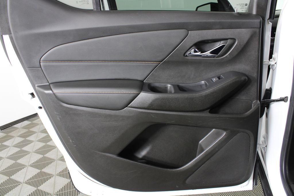 Used 2021 Chevrolet Traverse for sale in 