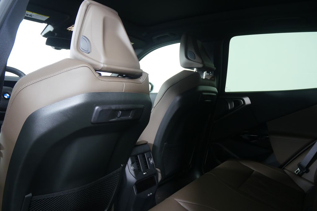Thumbnail: 2026 BMW X3 - 16