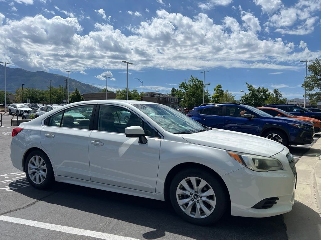 2017 Subaru Legacy 2.5i Premium's photo