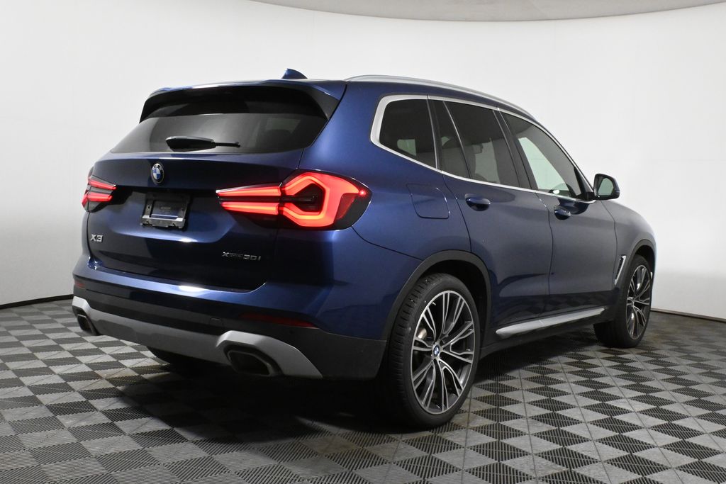 Thumbnail: 2022 BMW X3 - 6
