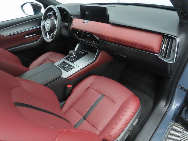 Thumbnail: 2025 Mazda CX-70 - 18