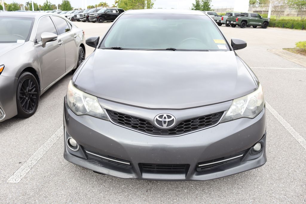 Thumbnail: 2014 Toyota Camry - 5