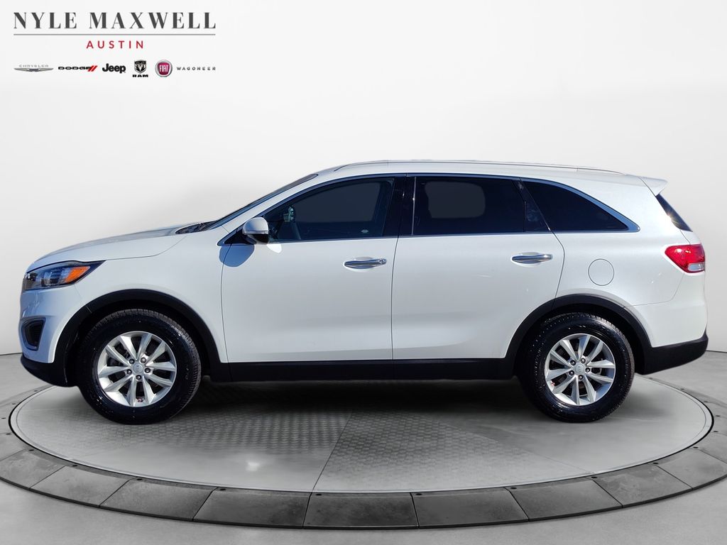 Used Car 2017 Kia Sorento  Lx For Sale Under $10,000 In Austin, Texas