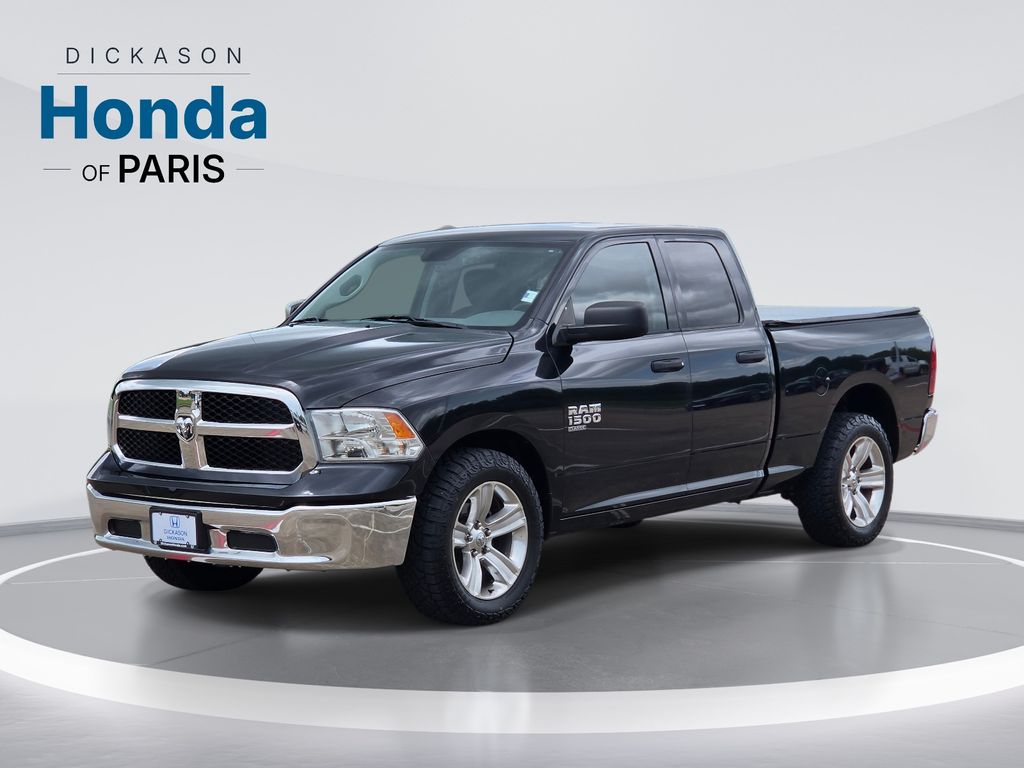 Brilliant Black Crystal Pearlcoat 2019 RAM 1500 Pickup Truck 4X2 8-Speed Automatic