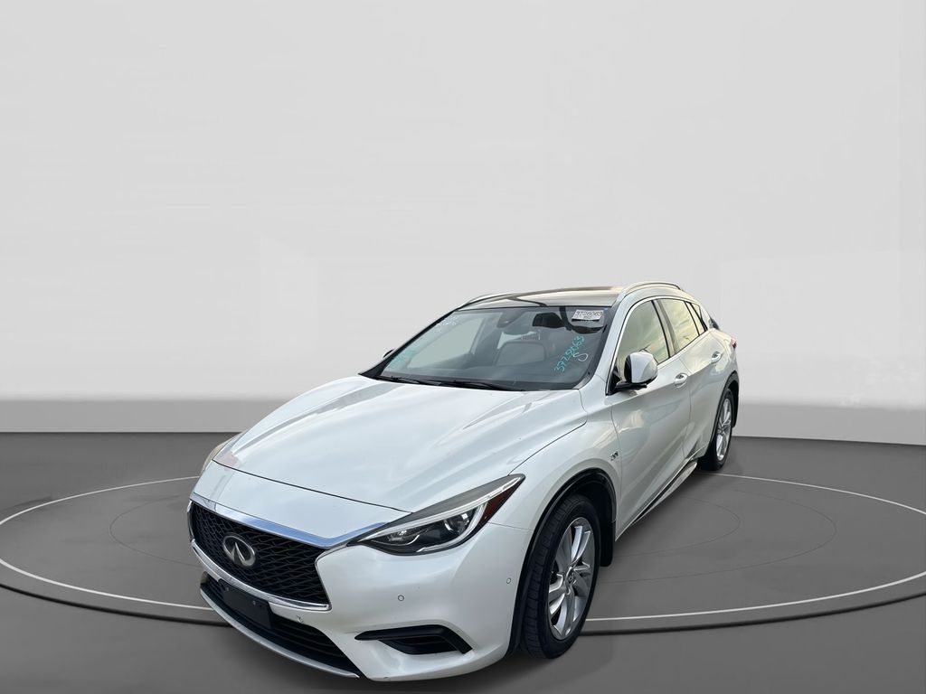 2019 INFINITI QX30 Luxe FWD