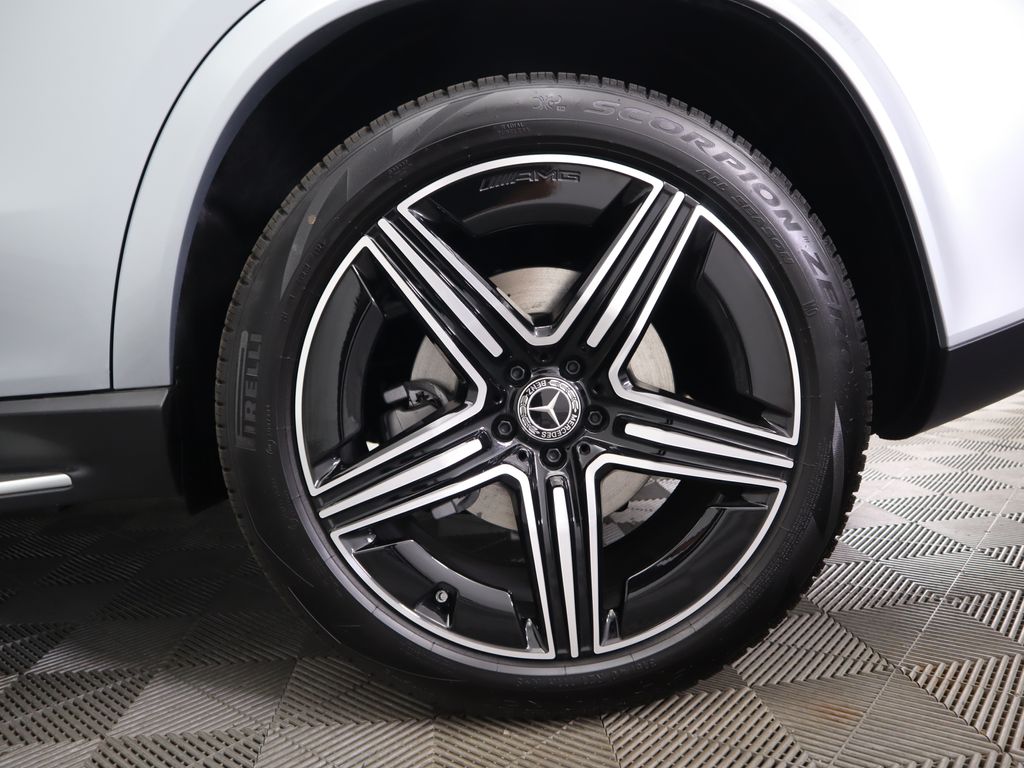 2025 Mercedes-Benz GLE 450 32