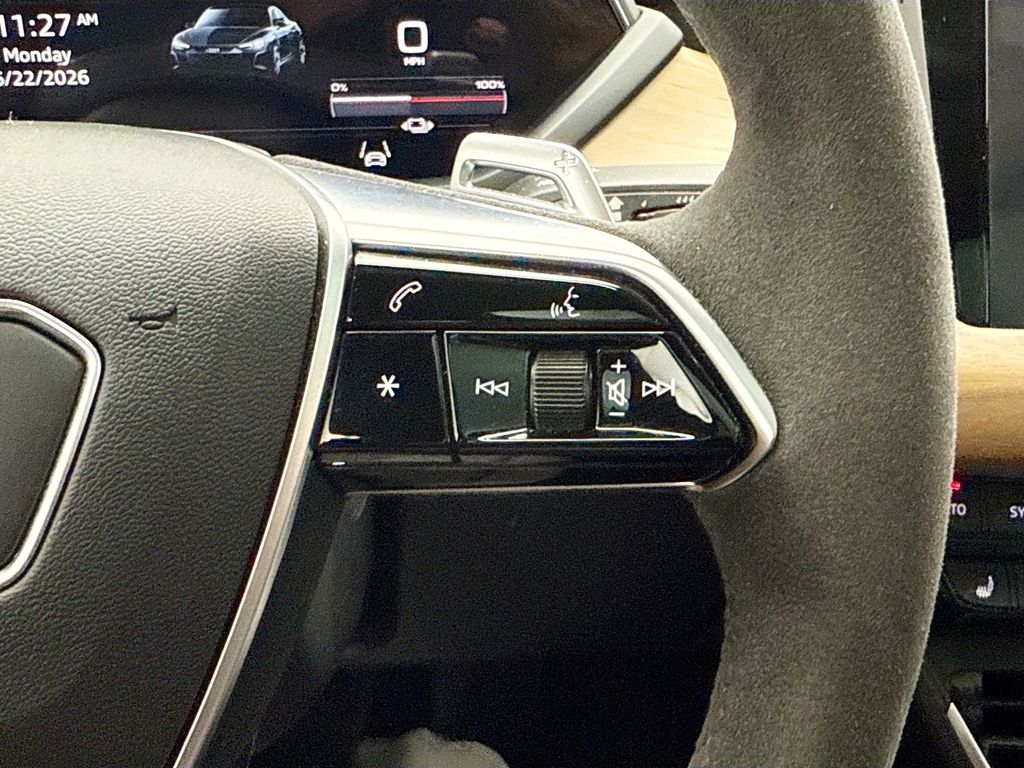Thumbnail: 2023 Audi e-tron GT - 12