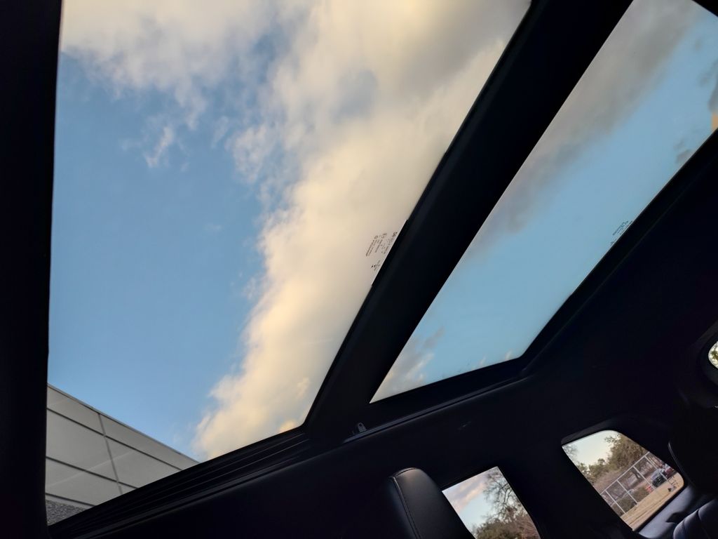 Used Car 2021 Jeep Grand Cherokee  Limited For Sale Under $20,000 In Austin, Texas