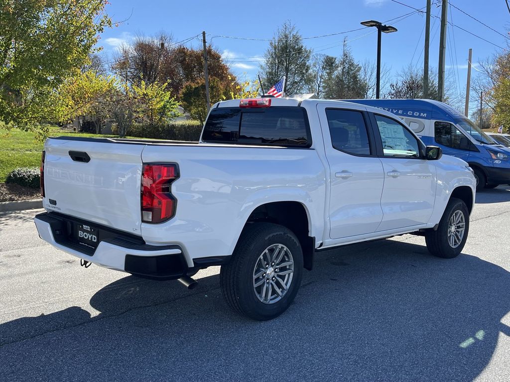 2024 Chevrolet Colorado LT photo