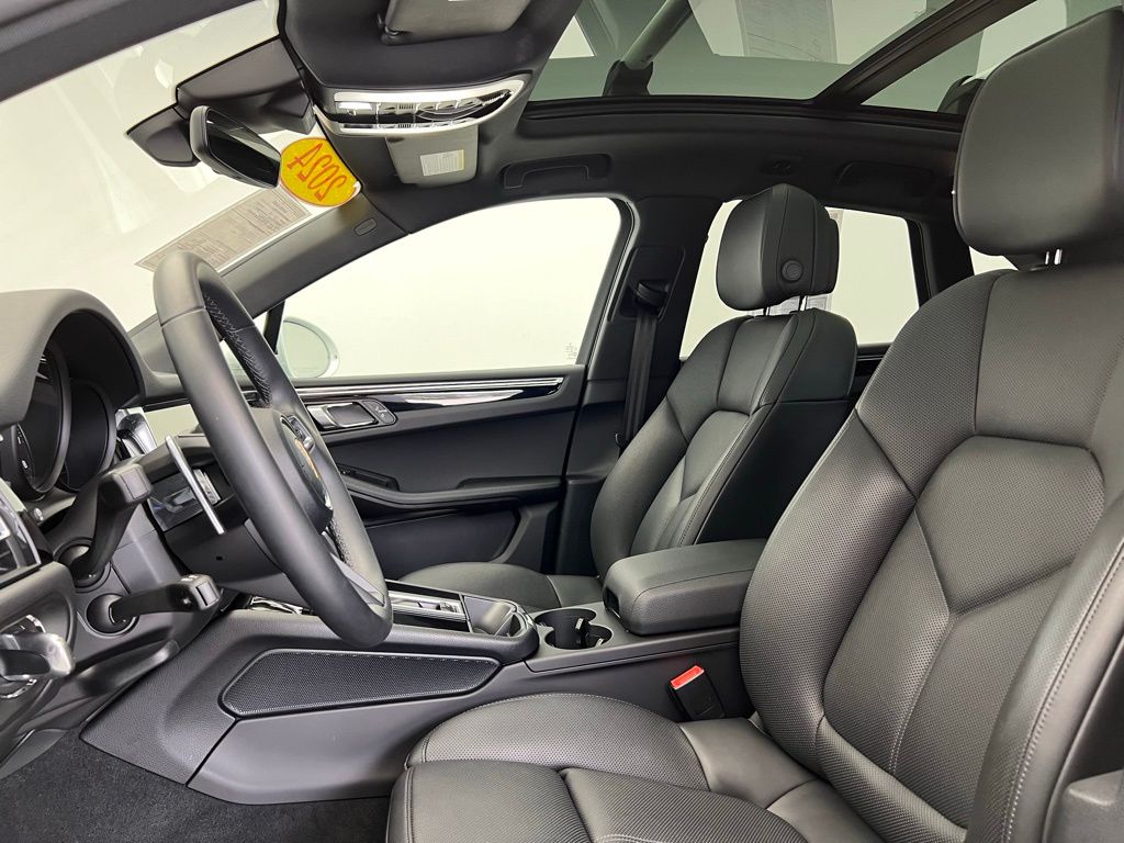 2024 Porsche Macan  5