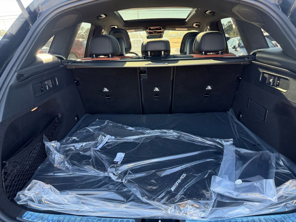 new 2026 Mercedes-Benz GLC car