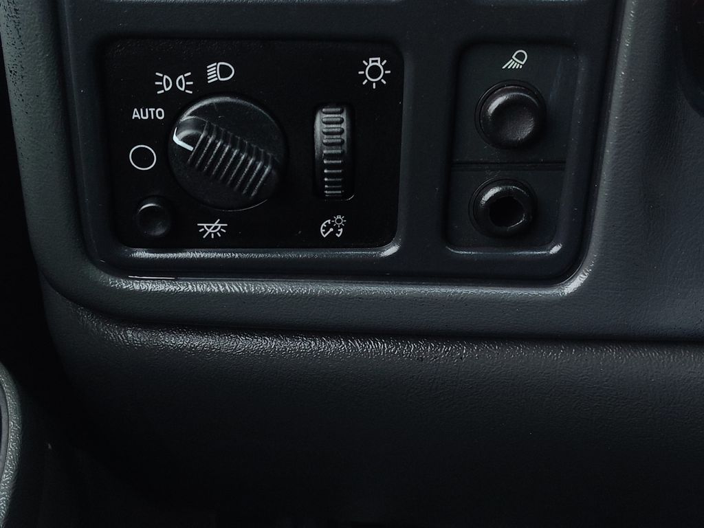 Used Car 2005 Chevrolet Silverado 1500  Ls For Sale Under $10,000 In Austin, Texas