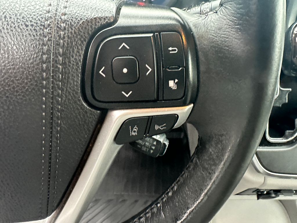 2019 Toyota Sienna XLE Premium