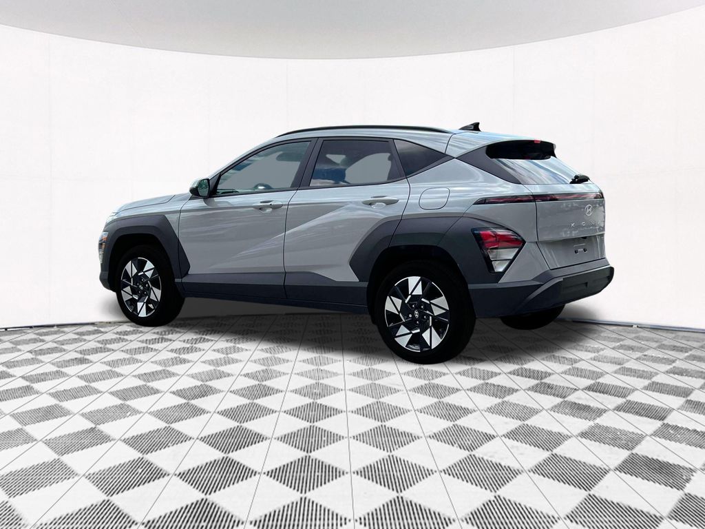 2024 Hyundai Kona SEL 4