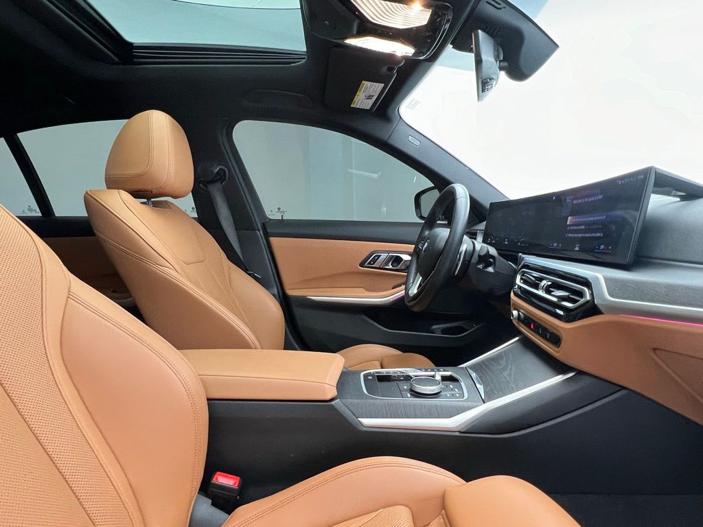 Thumbnail: 2023 BMW 3 Series - 6