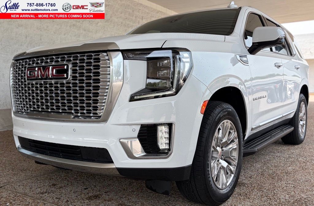 Summit White 2023 GMC Yukon SUV / Crossover Four-Wheel Drive Automatic