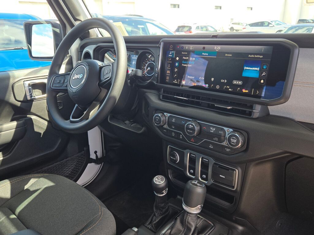 View vehicle photo 2