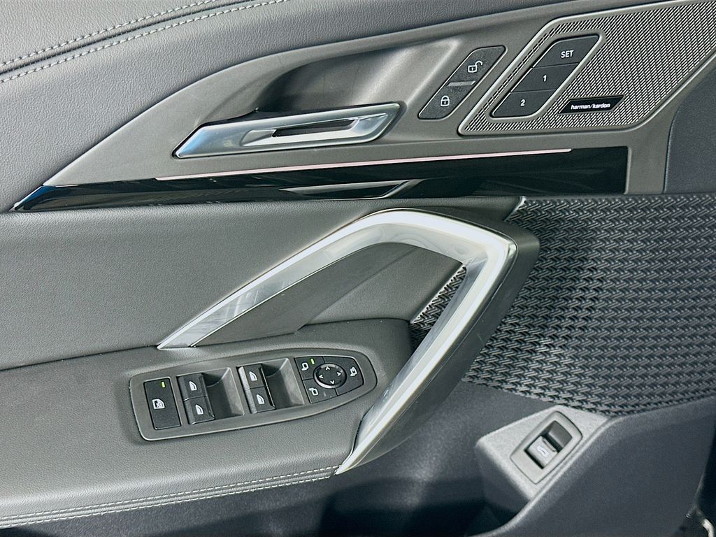 Thumbnail: 2026 BMW X1 - 20